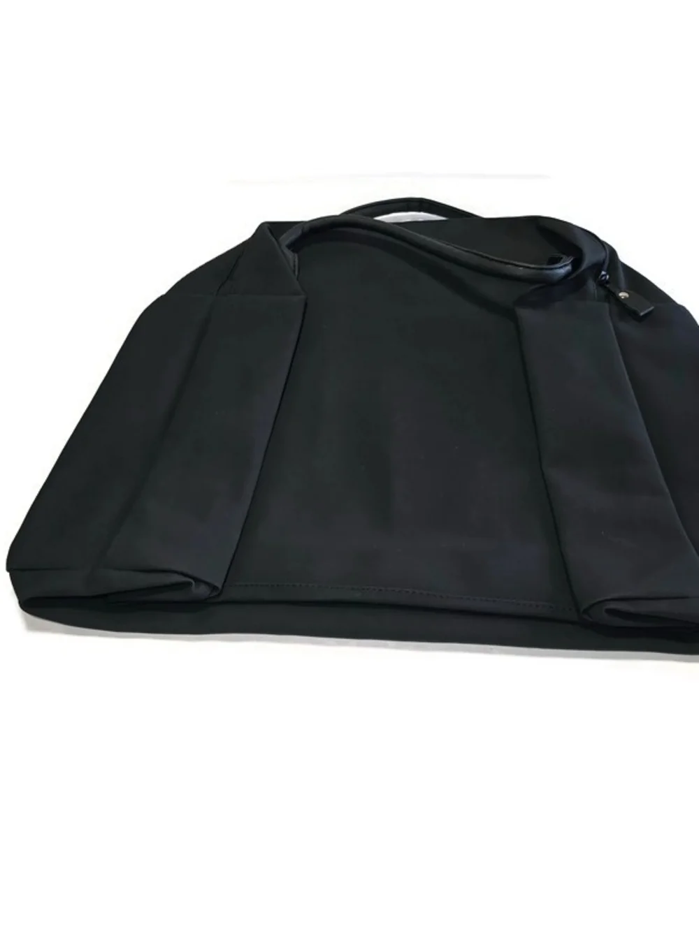 Liz Claiborne Black and Blue Travel Tote with Front Pocket